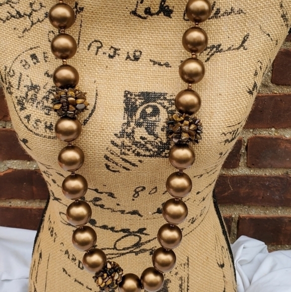 Bodacious and Glam brown bold necklace NWOT - Picture 2 of 5